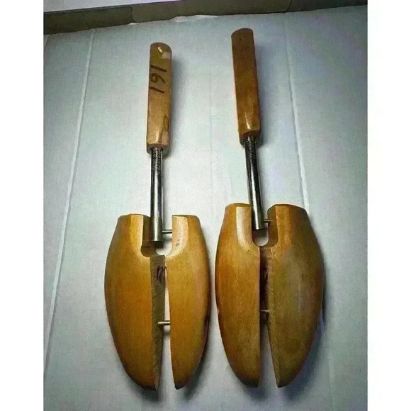 ROCHESTER SHOE TREE CO. 1 Pair Of Split Toe Wooden Shoe Keepers Vintage #5 - Picture 4 of 7